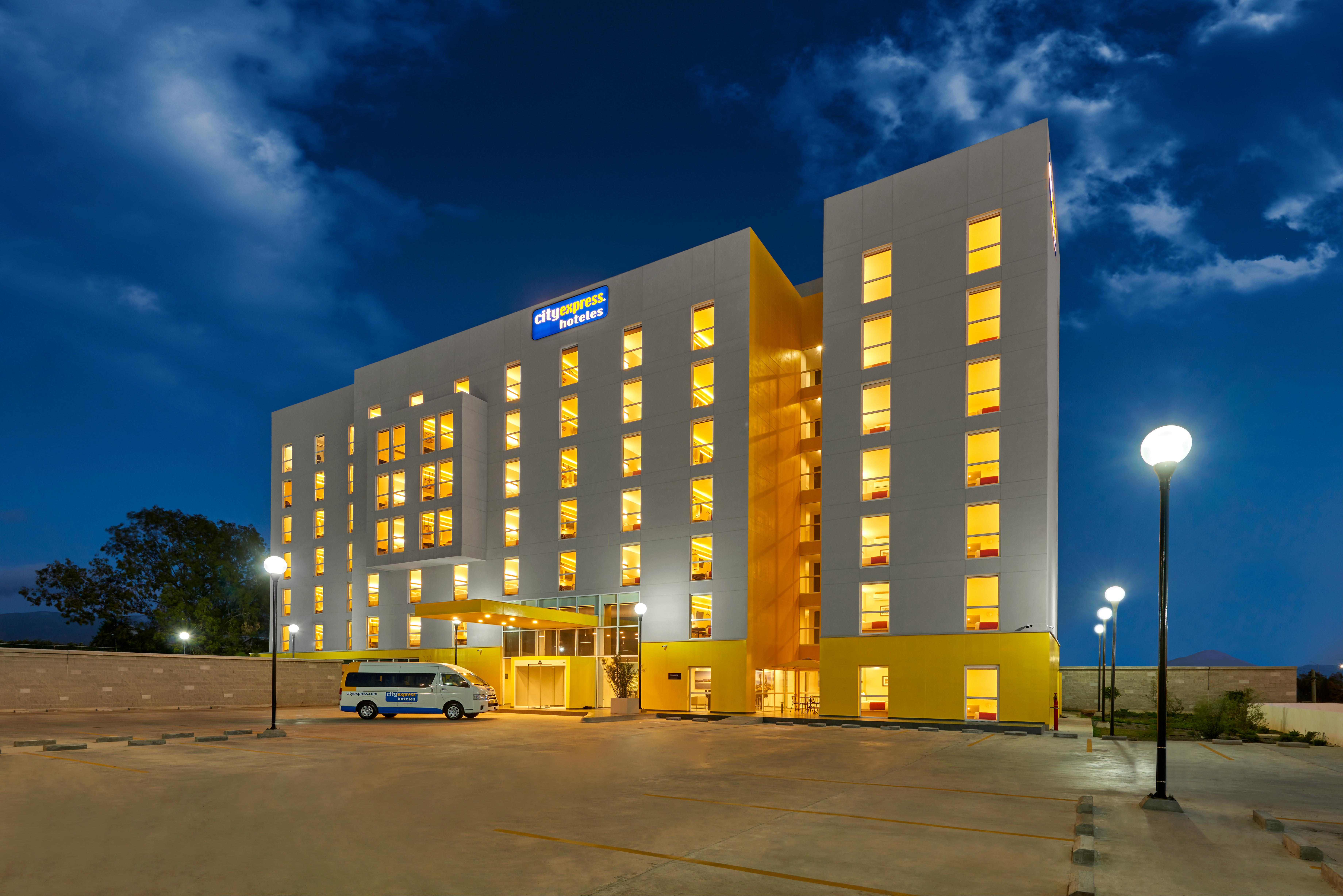 ซิตี้ เอ็กซ์เพรส เอร์โมซิโย เอ็กซ์โป Hotel แอร์มอซิโญ ภายนอก รูปภาพ